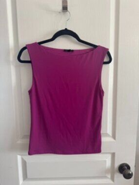 Dynamite Sleeveless Fuchsia Top – Size Large